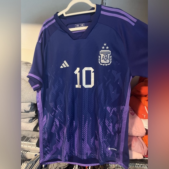 Adidas Replica. Lionel Messi Argentina World Cup Winners Jersey Away - Picture 1 of 4